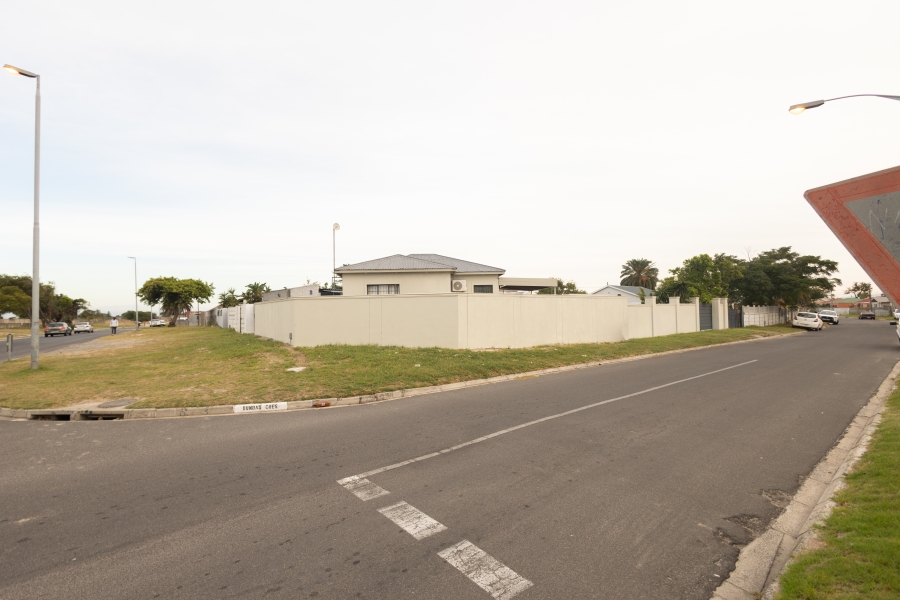 2 Bedroom Property for Sale in Ruyterwacht Western Cape